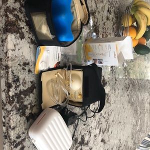 Madela pump and accessories